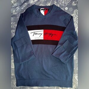 Tommy Hilfiger Men's Navy and Red Crewneck Sweater